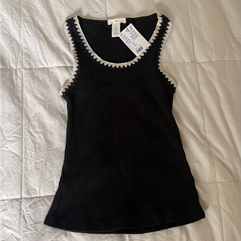 *NEW* H&M black top
